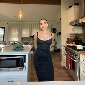 Vintage Betsy Johnson bodycon skirt work outfit fashion nova